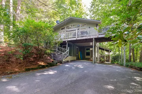 25 Vdali Ct, Brevard, NC 28712