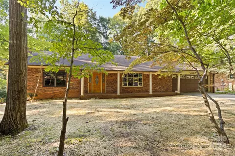 2603 Caroline St, Statesville, NC 28625