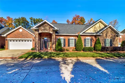 1509 Crown Vue Ct, Statesville, NC 28625
