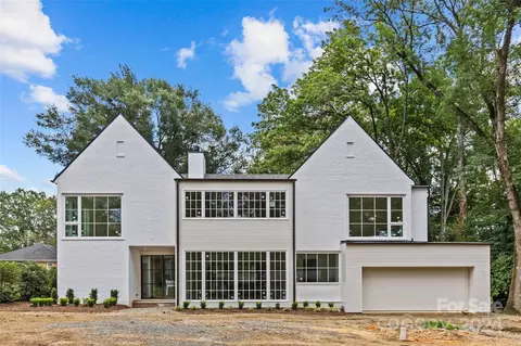 3811 Ayscough Rd, Charlotte, NC 28211