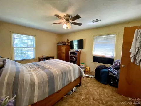 161 Cartwright Rd, Harmony, NC 28634 photo 17