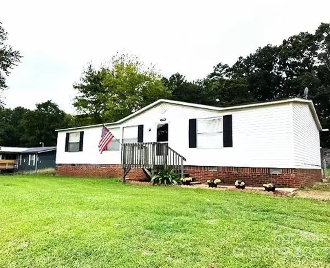 1775 Amy Dr, Lincolnton, NC 28092