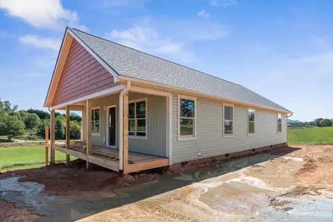 658 Alexander Rd, Alexander, NC 28701