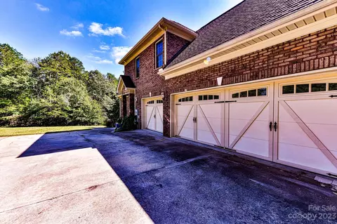 2426 Smith Rd, Clover, SC 29710 photo 34