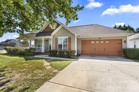 403 Riverwalk Dr, Concord, NC 28027