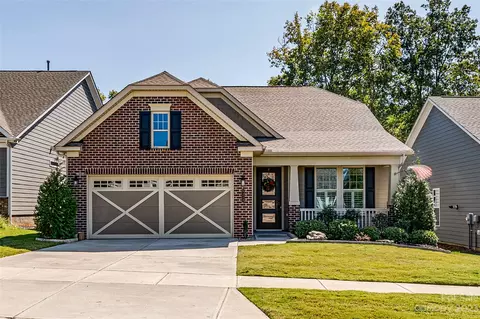 8213 Festival Way, Charlotte, NC 28215