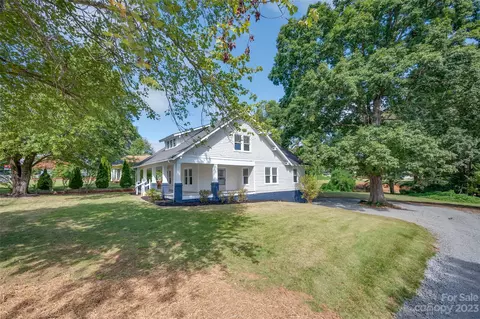 545 E Main St, Spindale, NC 28160 photo 2