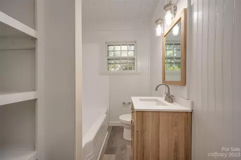 545 E Main St, Spindale, NC 28160 photo 8