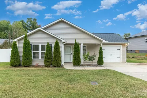 2033 Chantilly Ln, Salisbury, NC 28146