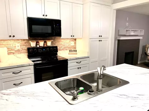 4780 Raleigh St, Conover, NC 28613 photo 3