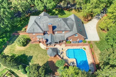 4814 Lindstrom Dr, Charlotte, NC 28226