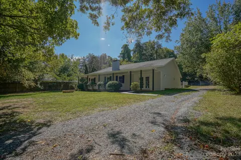 724 S Main St, Granite Quarry, NC 28146