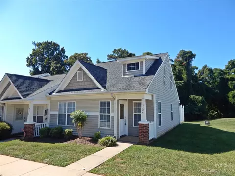 3224 Cottage Rose Ln, Rock Hill, SC 29732