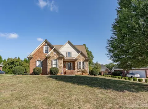 212 Kaitlyn Ln, Kings Mountain, NC 28086
