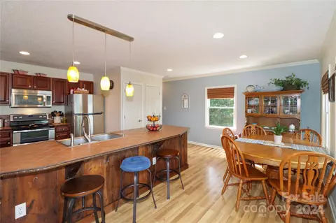 Dining - 710 Catfish Rd, Richfield, NC 28137 photo 1 of 3