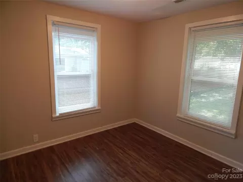 302 S Bragg St, Monroe, NC 28112 photo 5