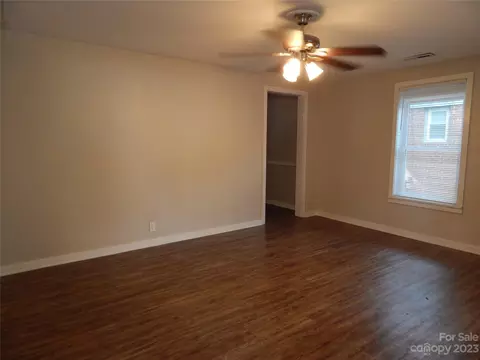302 S Bragg St, Monroe, NC 28112 photo 2