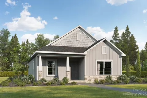 211 Atkinson Dr, Charlotte, NC 28214