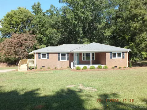 4867 Tabernacle Rd, Lancaster, SC 29720