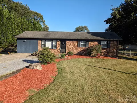 105 Croft Dr, Kings Mountain, NC 28086