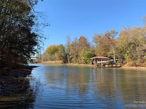 4830 Bright Rd, Charlotte, NC 28214