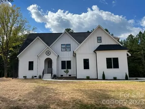 4213 Blair 18 Rd #18, Maiden, NC 28650