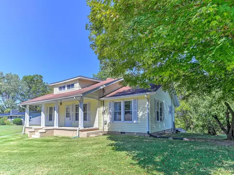 80 Lowe St, Canton, NC 28716 photo 2