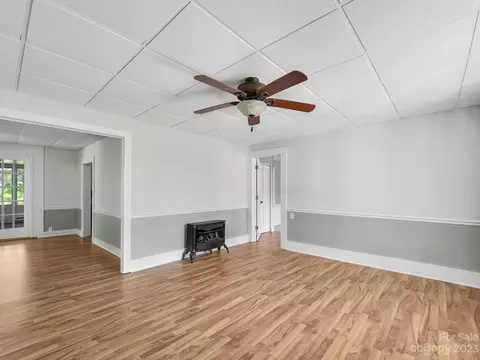 80 Lowe St, Canton, NC 28716 photo 5