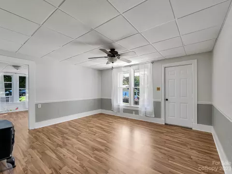 80 Lowe St, Canton, NC 28716 photo 4