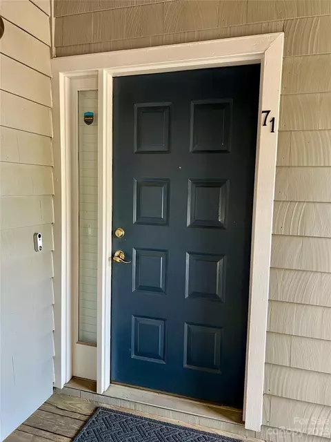 226 Queens Rd, Charlotte, NC 28204