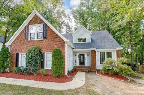 8626 Forest Shadow Cir, Cornelius, NC 28031