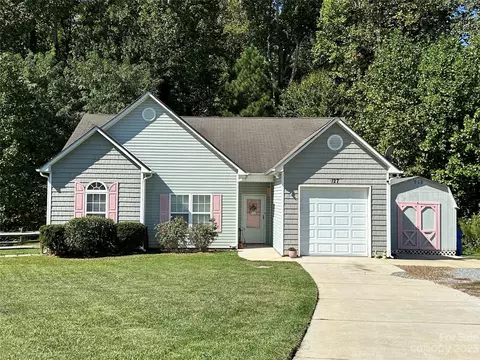 127 Gilcrest Ln, Troutman, NC 28166