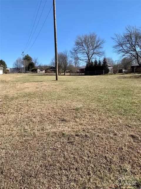 Exterior - 565 Neely Rd, Brevard, NC 28712 photo 5 of 5