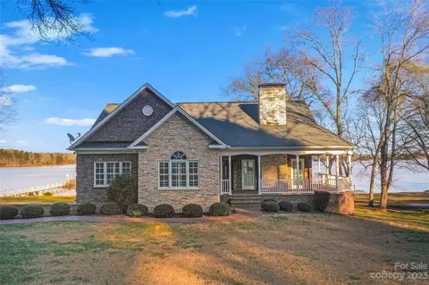 9217 Azalea Rd, Sherrills Ford, NC 28673