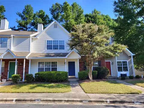 9127 Charminster Ct, Charlotte, NC 28269