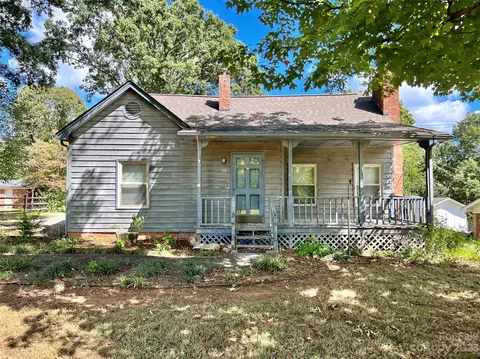 55 Pinecrest Sw Dr SW, Concord, NC 28027