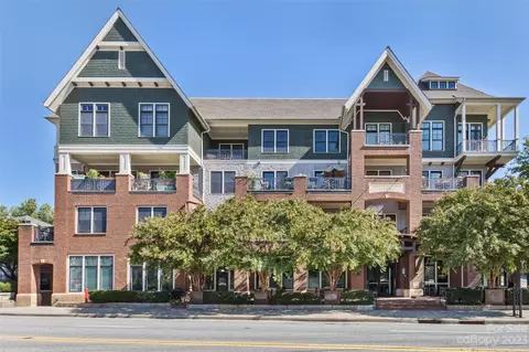 190 Broadway 408 St #408, Asheville, NC 28801