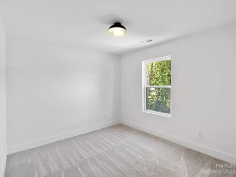 4524 Summit Cir, Conover, NC 28613 photo 19