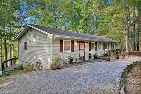 41 Uloque Ct, Brevard, NC 28712