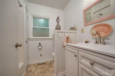 196 Screven Rd, Tryon, NC 28782 photo 17