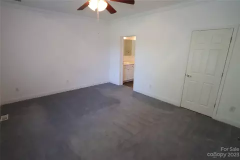 10737 Kingsview Dr, Davidson, NC 28036 photo 15