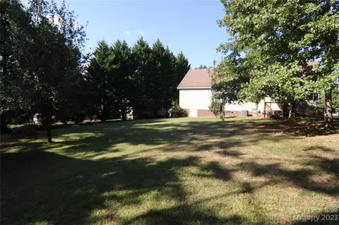 10737 Kingsview Dr, Davidson, NC 28036 photo 24