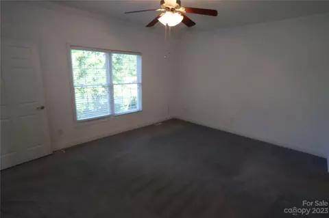 10737 Kingsview Dr, Davidson, NC 28036 photo 6