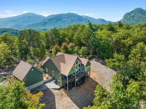 343 Garden Ln, Lake Lure, NC 28746