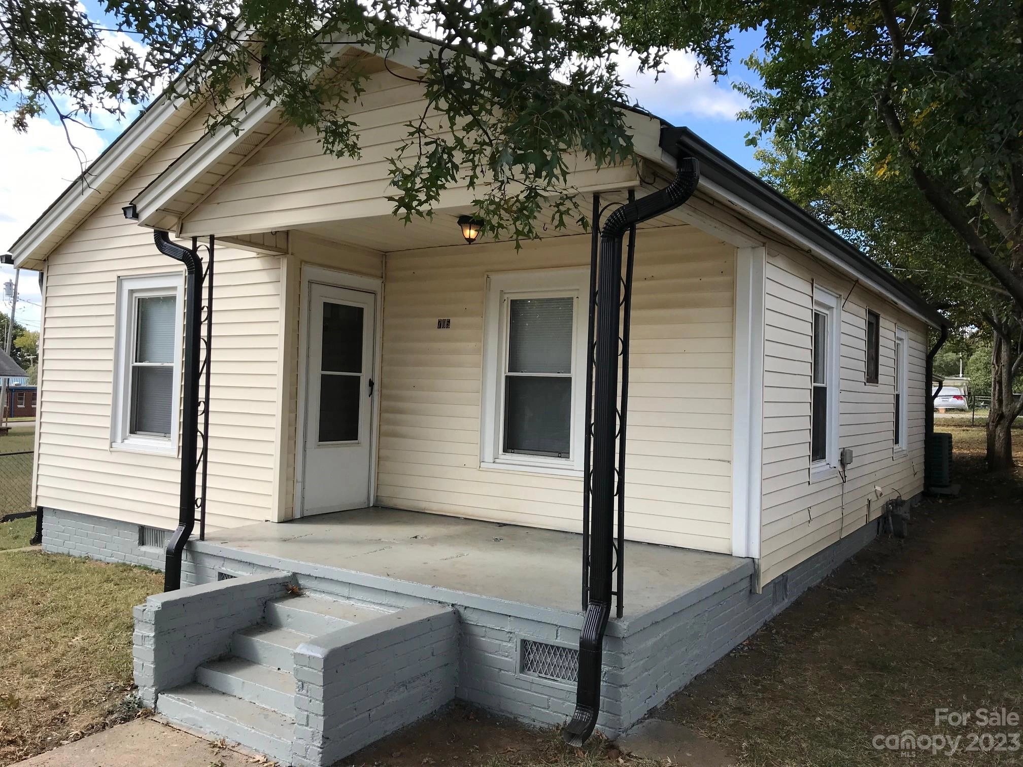 705 Cleveland 11 Ave Unit 11  