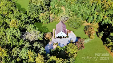 Exterior - 341 Herbert Page Rd, Tryon, NC 28782 photo 4 of 10