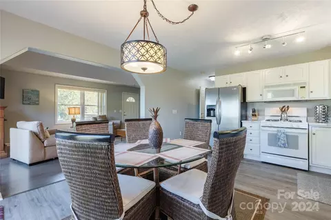 Dining - 341 Herbert Page Rd, Tryon, NC 28782 photo 3 of 3
