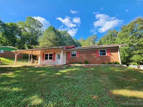 409 Seitz Dr, Forest City, NC 28043
