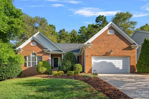 14426 Maclauren Ln, Huntersville, NC 28078