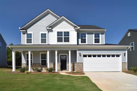 140 Fleming Dr, Statesville, NC 28677